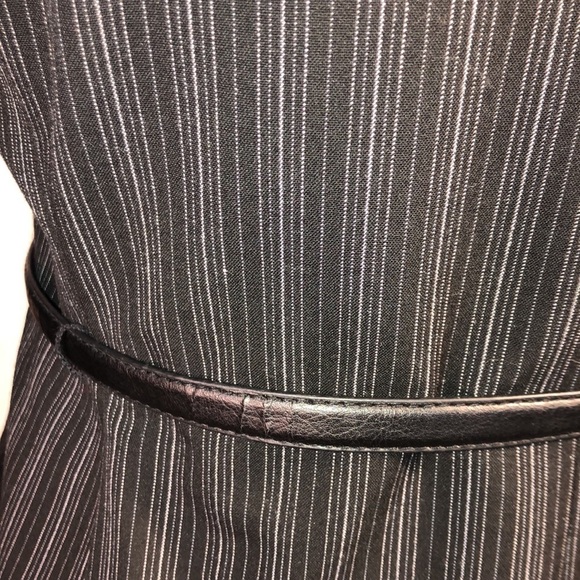 AK Anne Klein Pin Stripe 5 Button Belted Business Blazer Size 2P - Picture 10 of 13